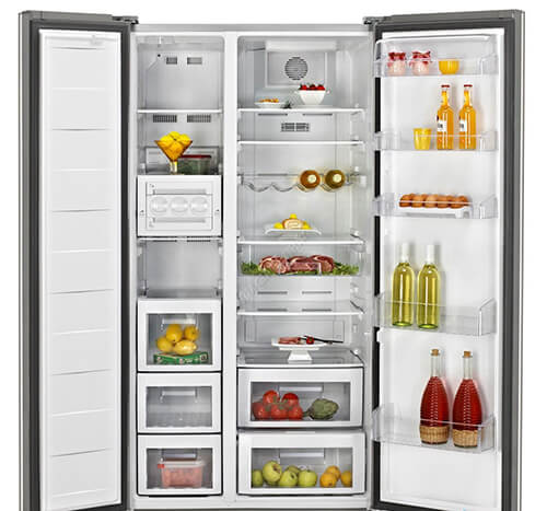 Tủ lạnh Teka gây ấn tượng với người dùng bằng hệ thống khay chưa thực phẩm đa dạng, được thiết kế khoa học
